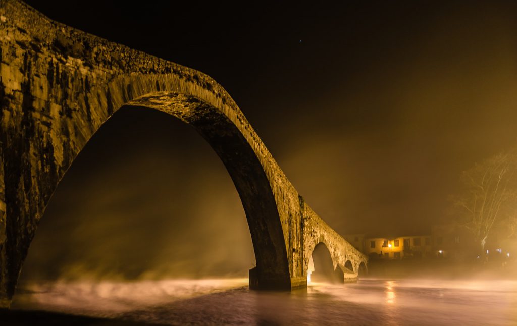 10 luoghi da favola in Italia: il Ponte del Diavolo